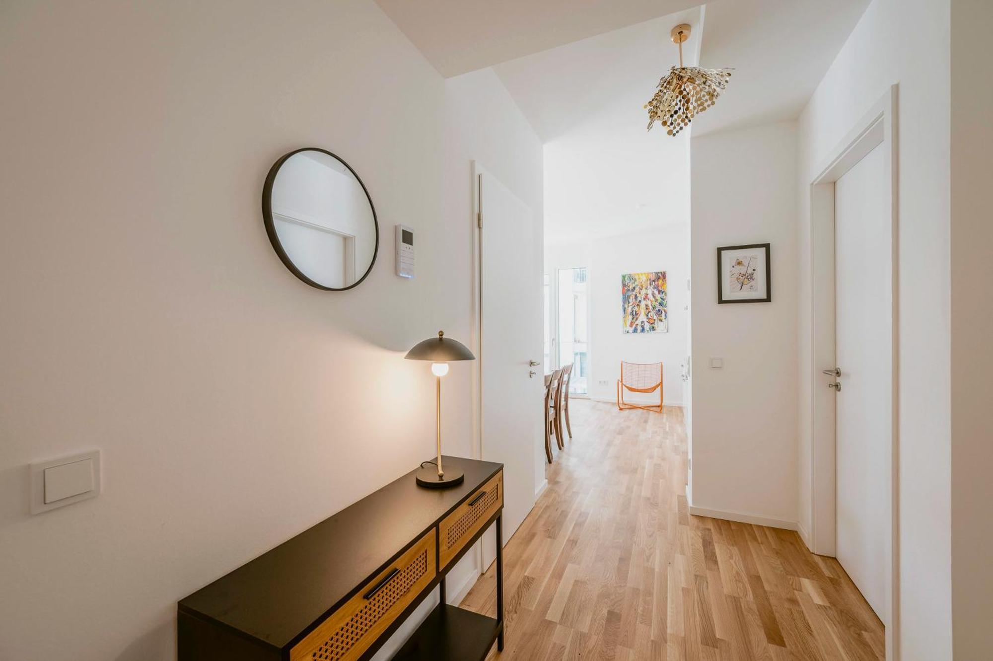 Exquis Artistic 2Br-Apartment Eames I Garden I Family-Friendly I Parking I Home Office Μπέμπλινγκεν Εξωτερικό φωτογραφία